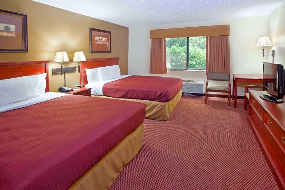 AmericInn by Wyndham Boiling Springs Near Gardner Webb U