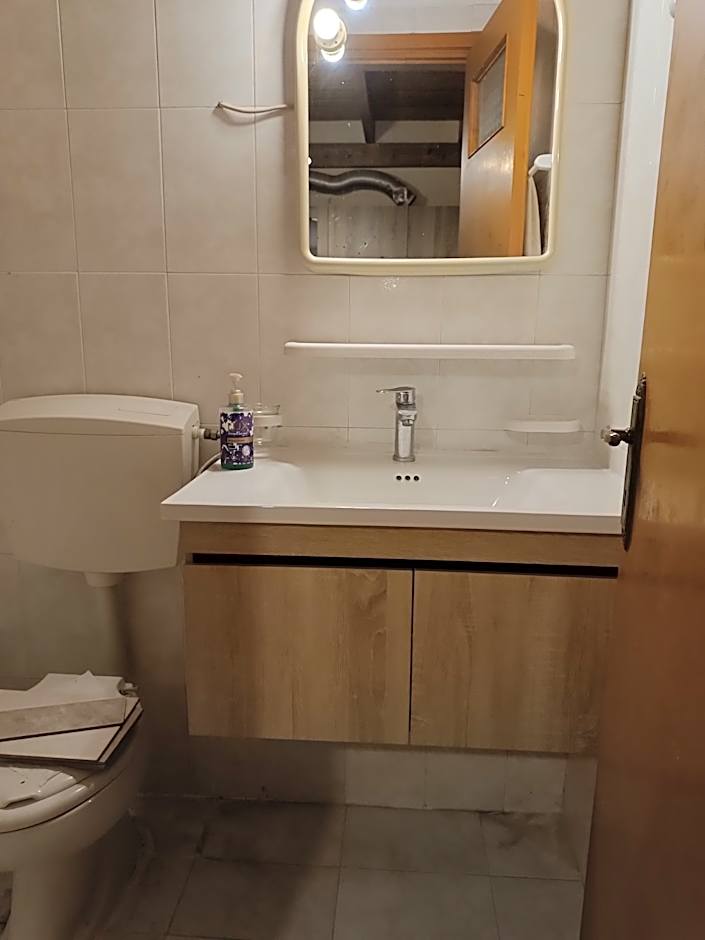 Pythos Studios & Appartments