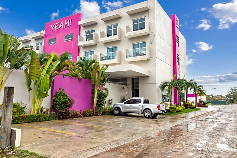 Hotel Yeah Rincón de Guayabitos