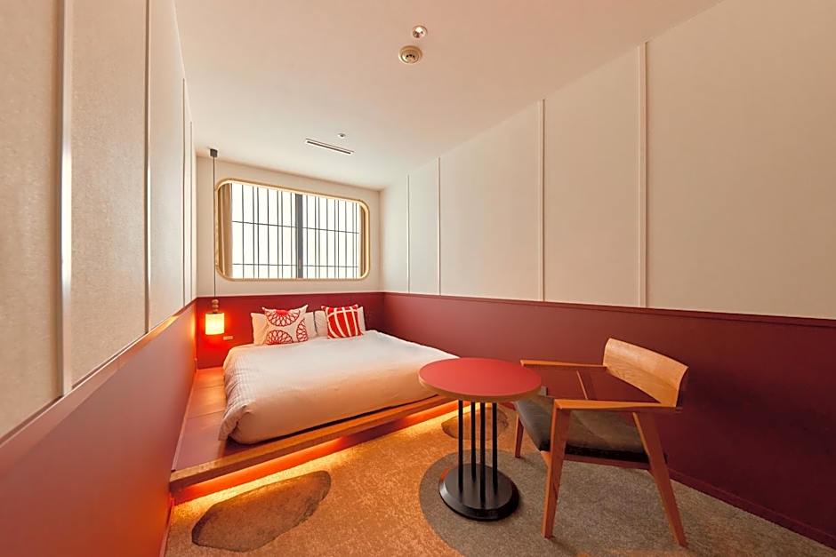 Photo 1 of 11 of Double Room