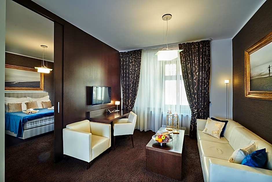 Boutique Hotel Chrysso