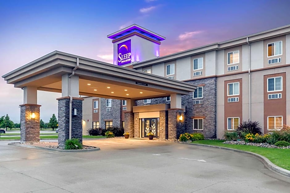 Sleep Inn & Suites Grand Forks Near Alerus Center