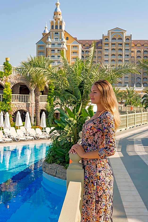 Royal Holiday Palace