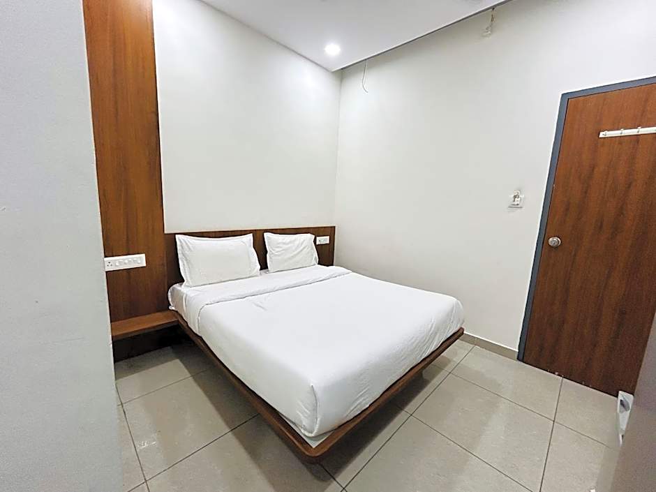 Collection O KANHA INN