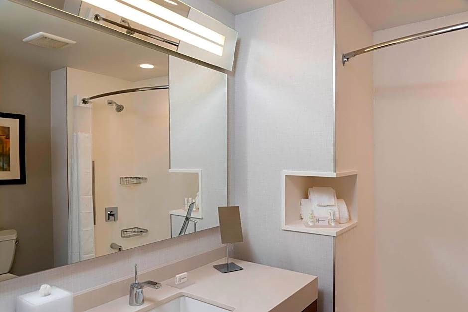 Courtyard by Marriott Cleveland Elyria