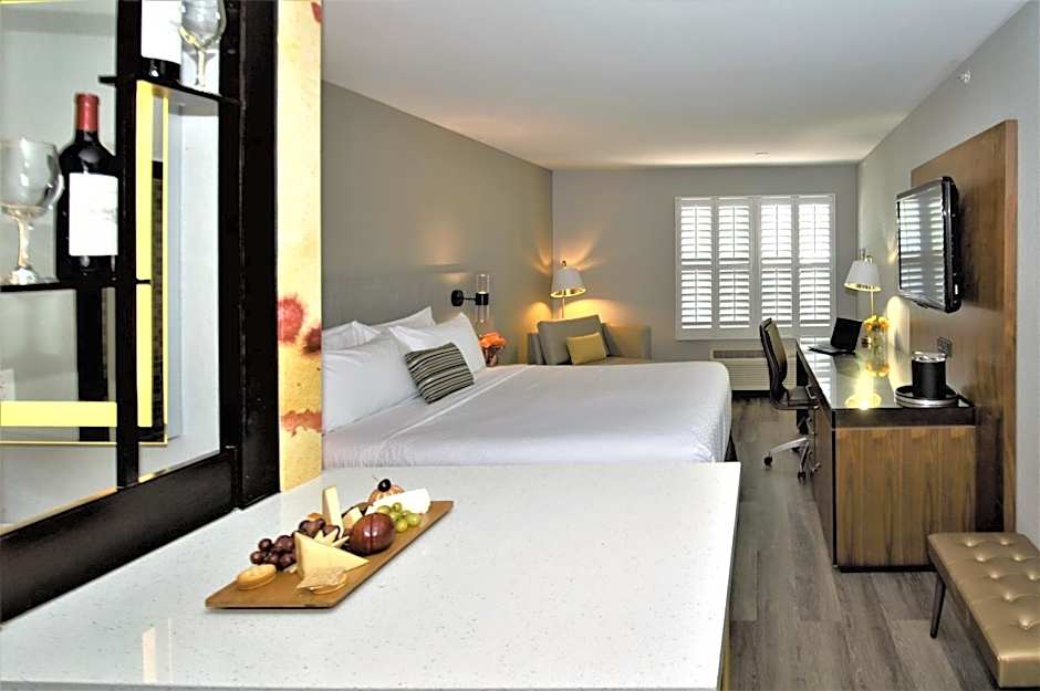 Hotel Indigo Napa Valley By IHG