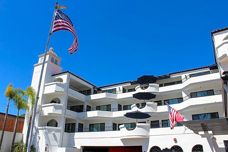 The Surfbreak Hotel