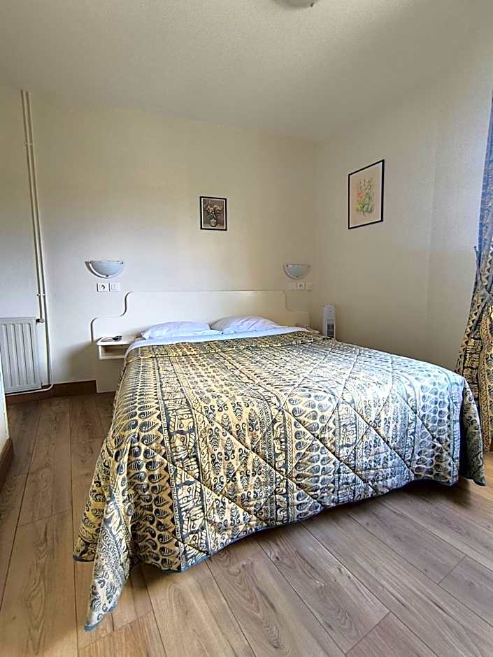 Hotel De France