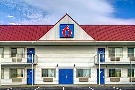 Motel 6-Baker City, OR