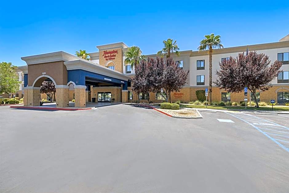 Hampton Inn & Suites Lancaster