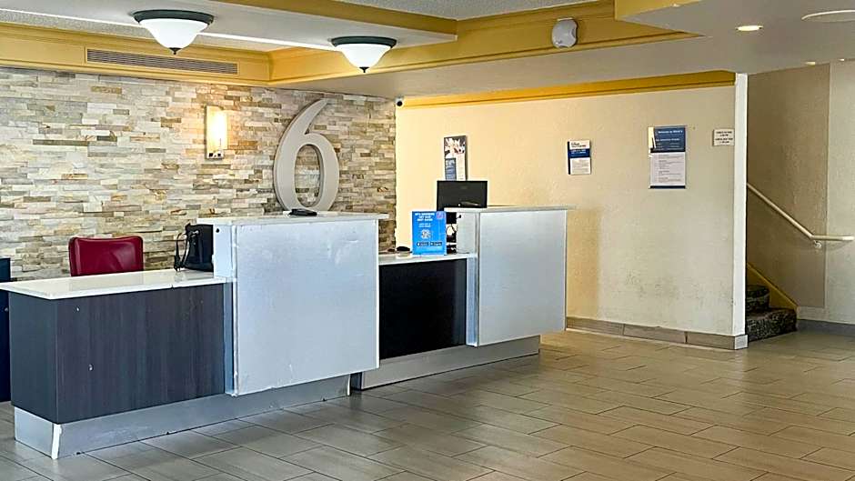 Motel 6 Aurora, CO - Medical Center