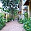 Madeline Grove Bed & Breakfast