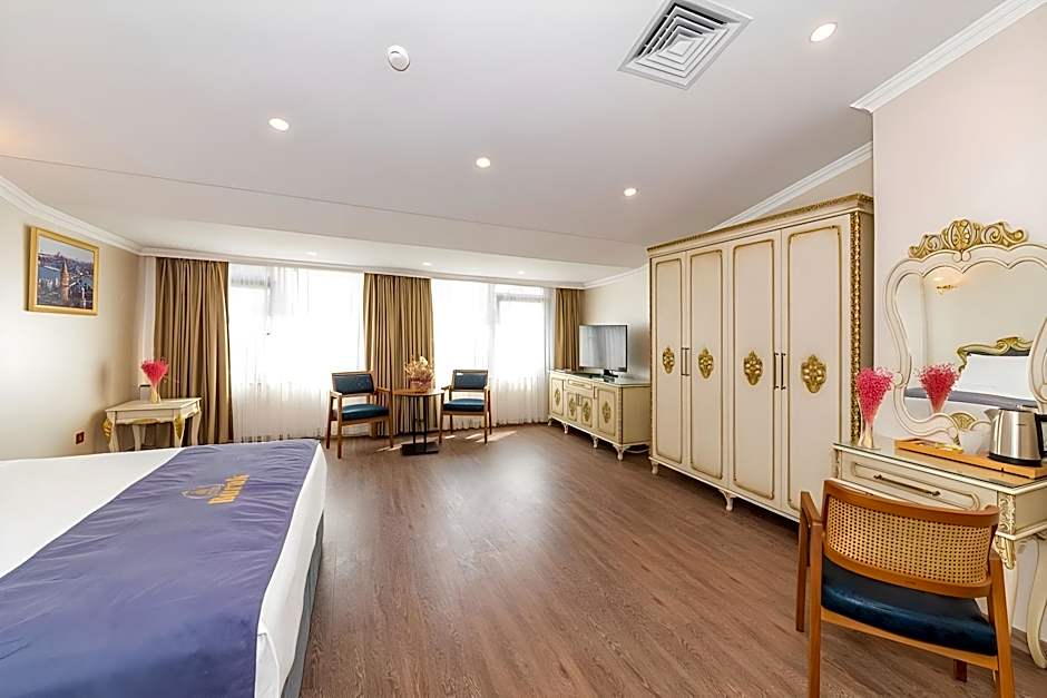 Almadina Hotel Istanbul                                                                    