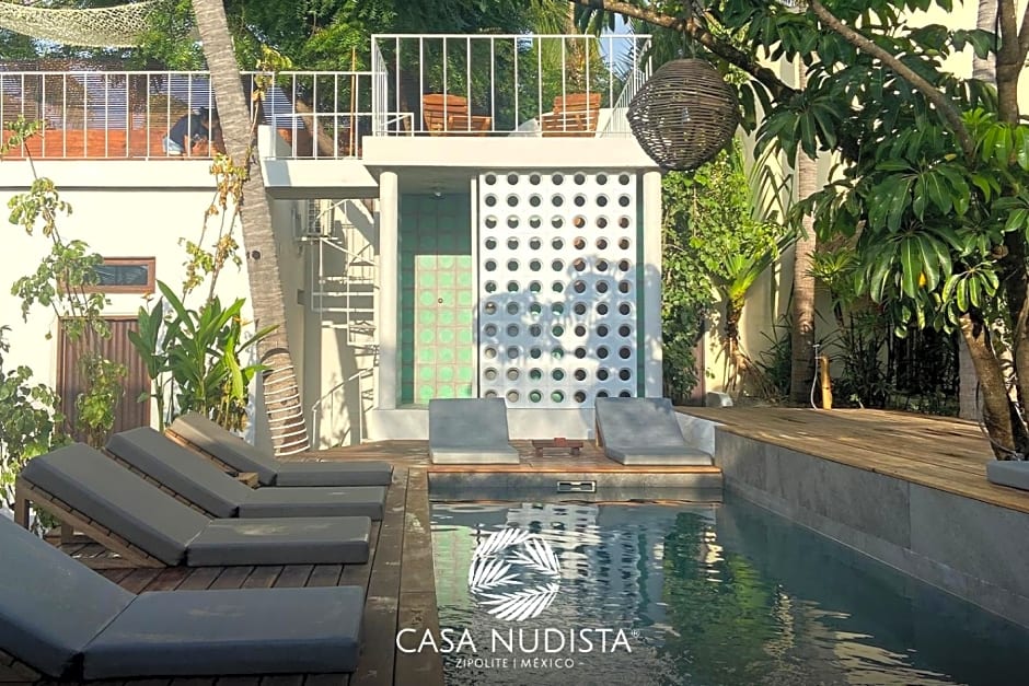 Casa Nudista - LGBT Hotel