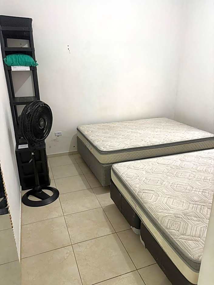 casa na praia com piscina em itanhaem