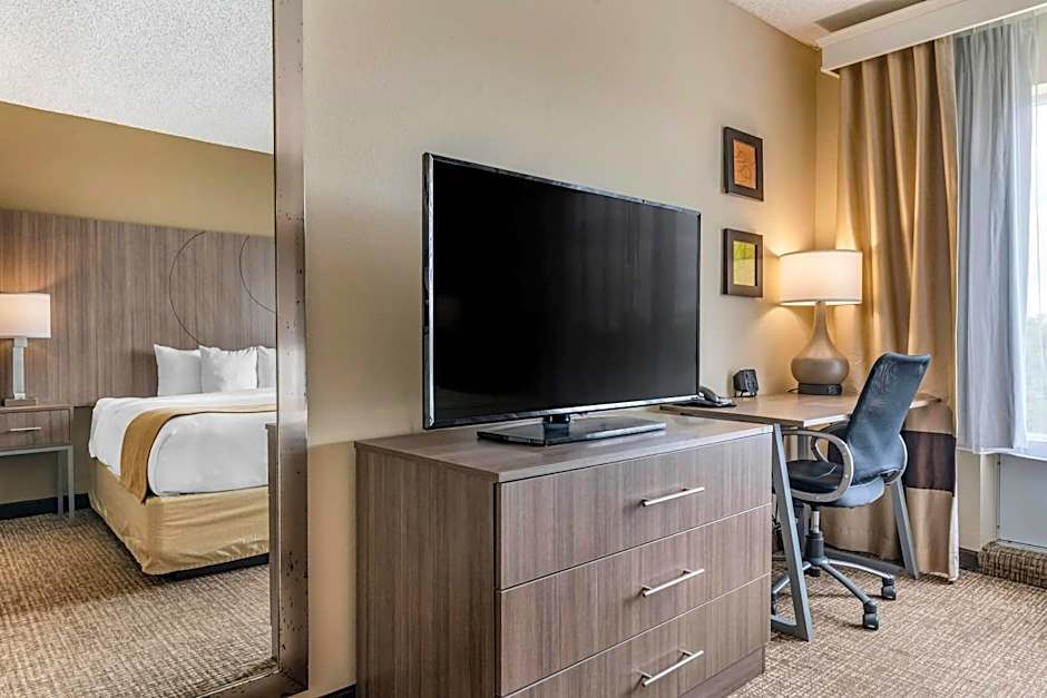 Comfort Suites Sawgrass