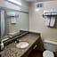 Howard Johnson Hotel&Conf Cntr by Wyndham Fullerton/Anaheim