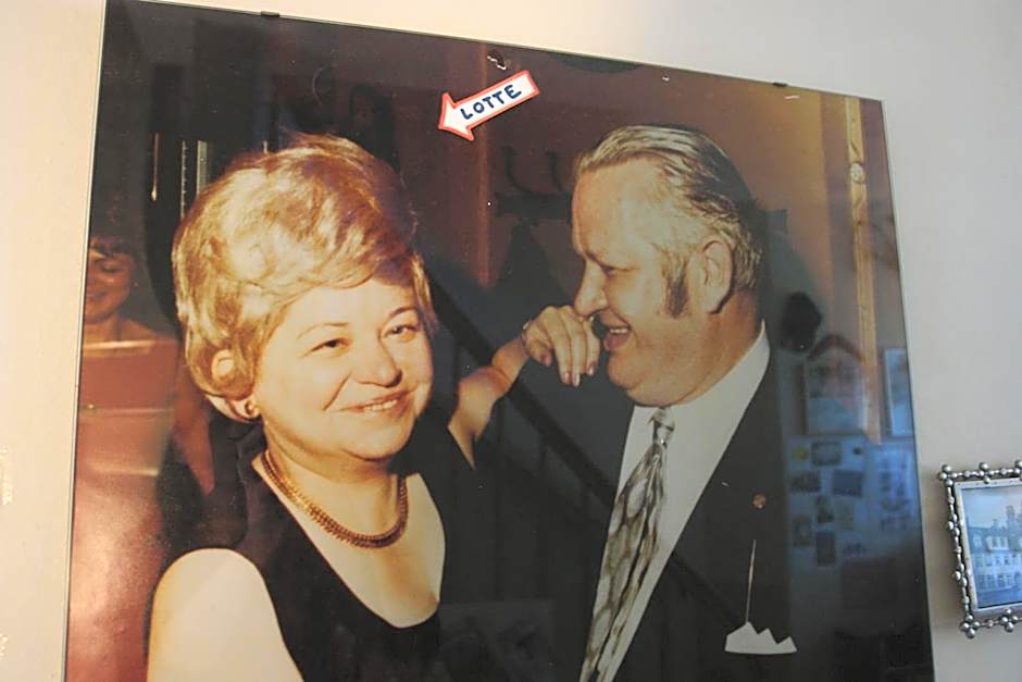 Lotte - The Backpackers