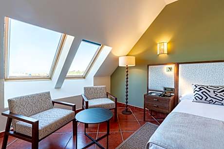 DOUBLE ECONOMY ROOM