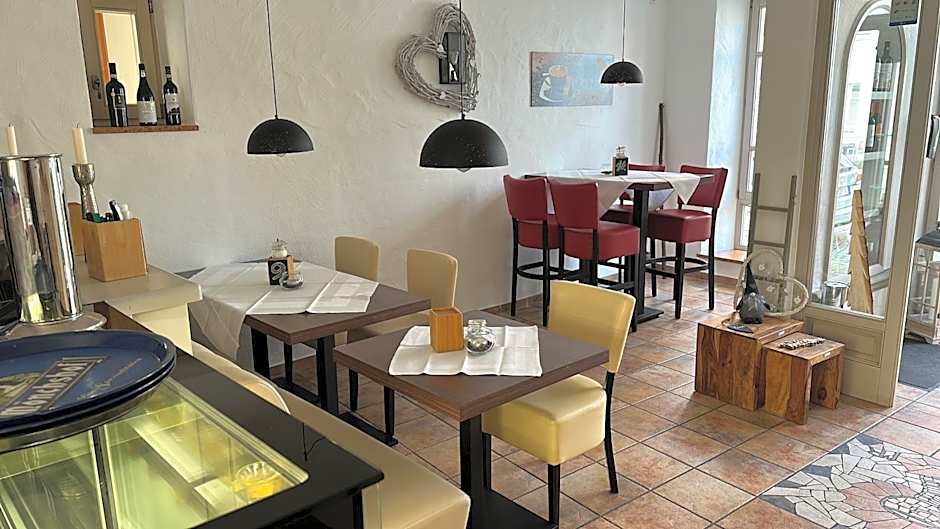 Vinopresso GmbH - Café Römer