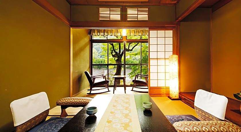 Heihachi Tea House Inn