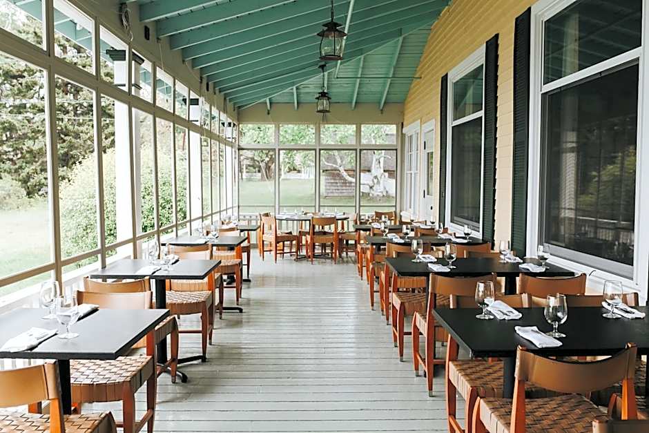 Chebeague Island Inn