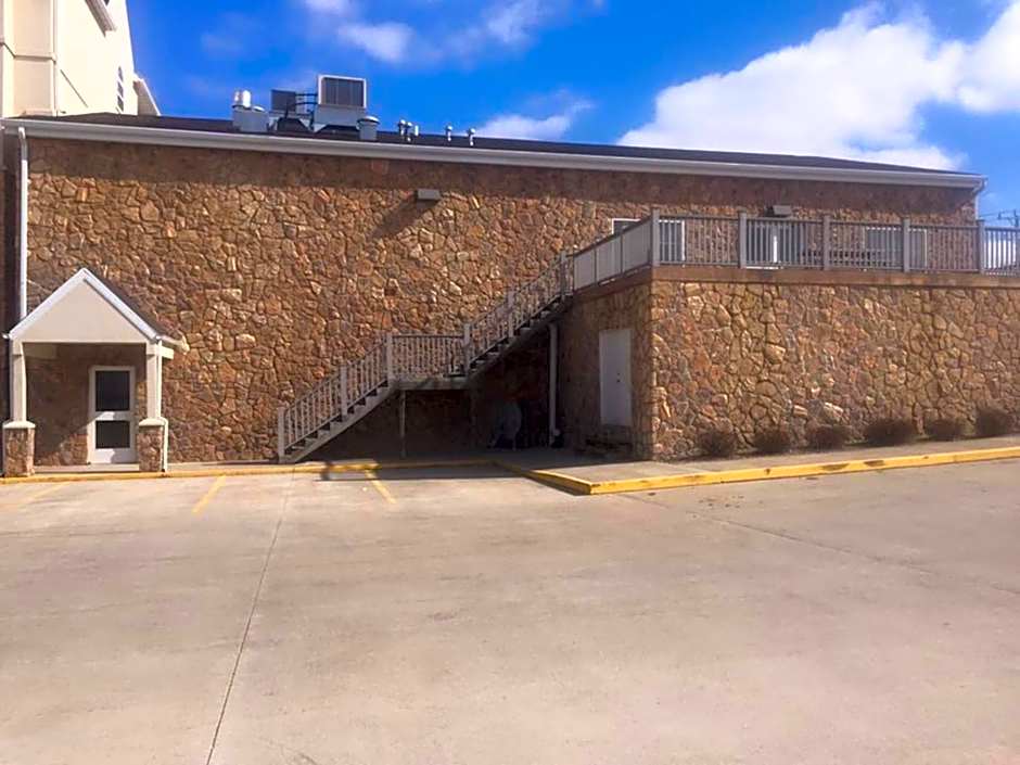 Microtel Inn & Suites by Wyndham Quincy Downtown/River Area