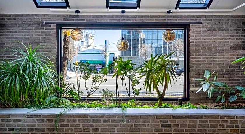 H-AVENUE Hotel NamChuncheon