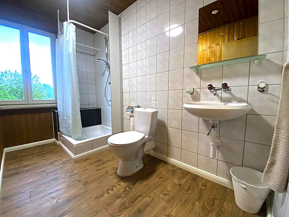 Monteurzimmer - Worker's accommodation - ZIMMERzuVERMIETEN in Biberist