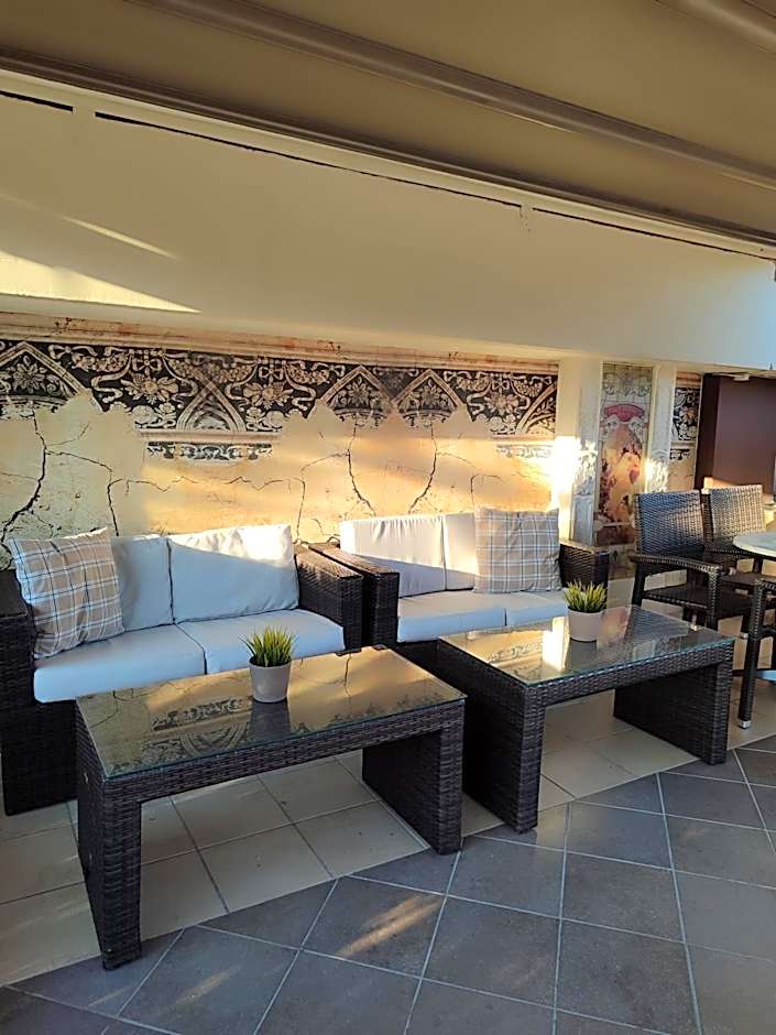 Hotel Prigipikon Suites and sofites