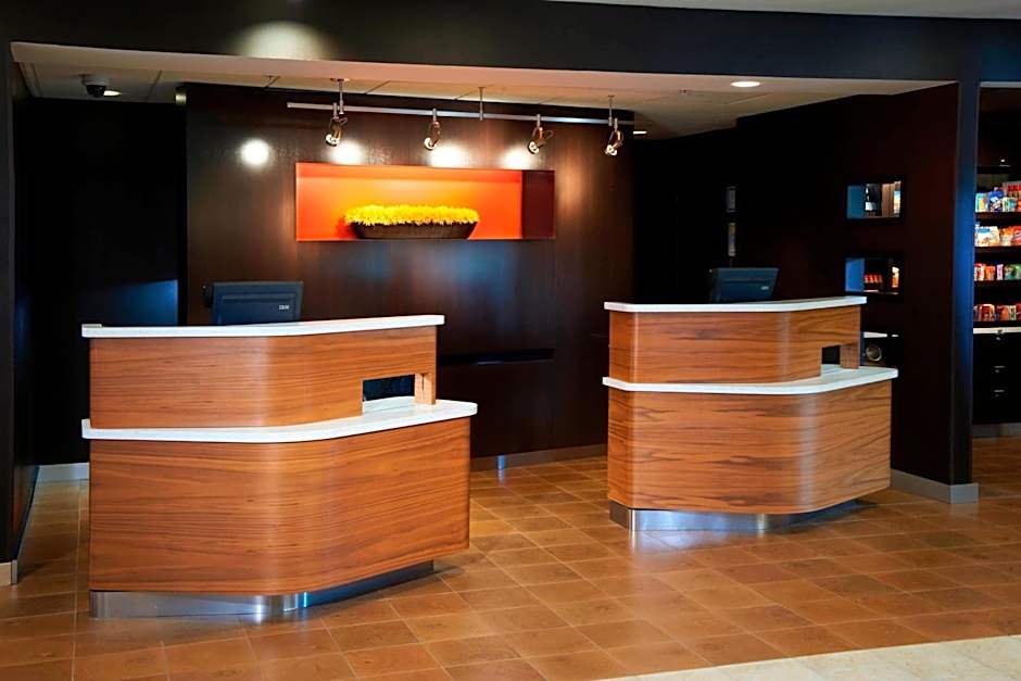 Courtyard by Marriott Rockford