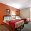 Econo Lodge Inn & Suites Northport