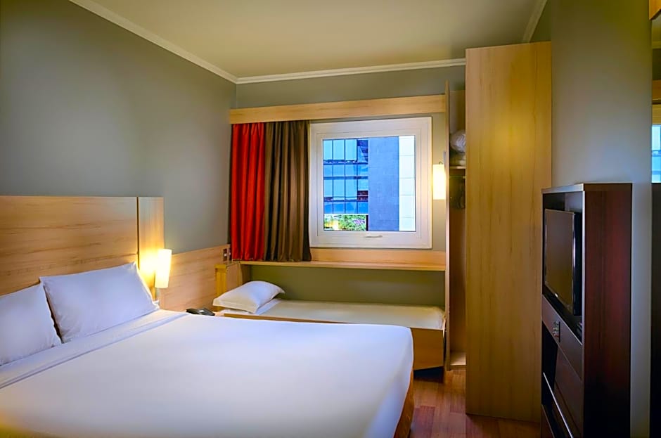 Ibis Santiago Las Condes Manquehue