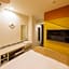 Asta Hotel