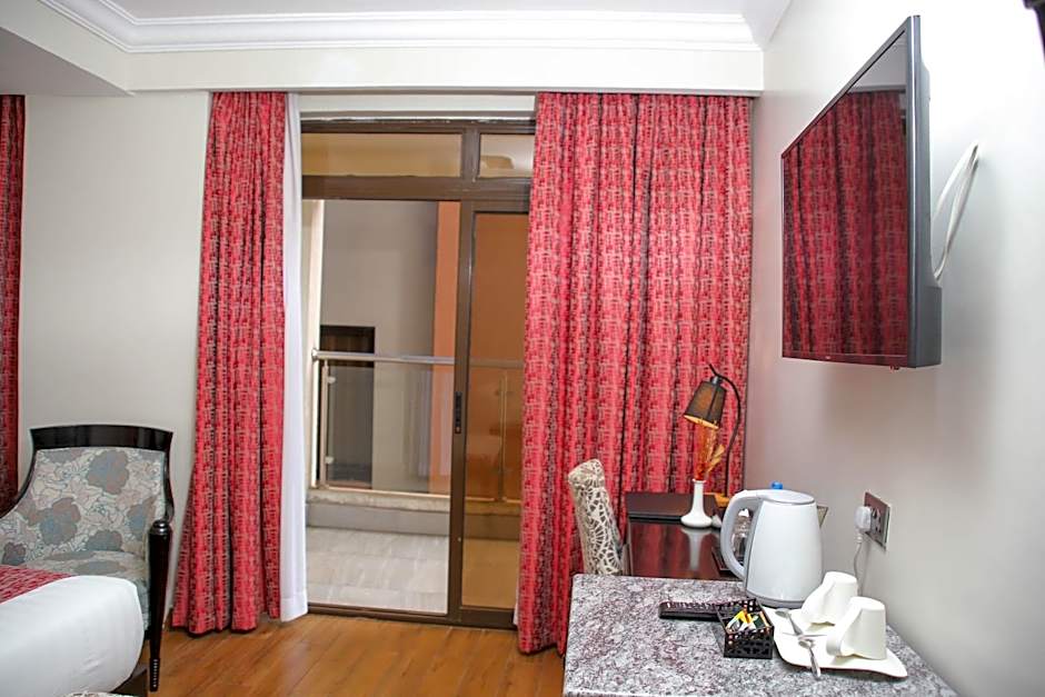 Eagle Palace Hotel