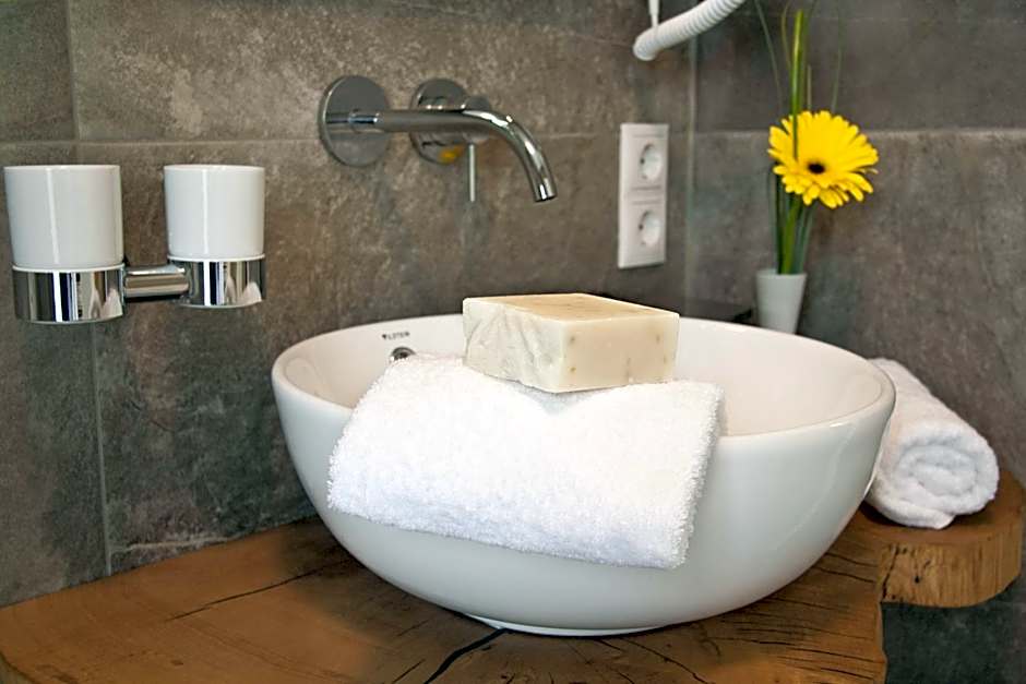 Hotel Am Moosrain Garni