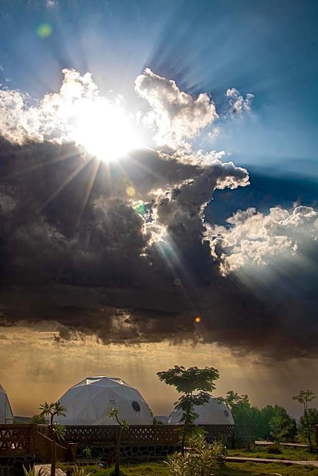 B&W Sahara Sky Hotel
