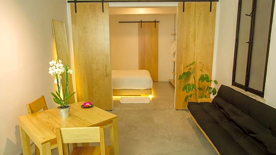 Agrado Guest House