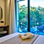 Monarco Executive Rooms