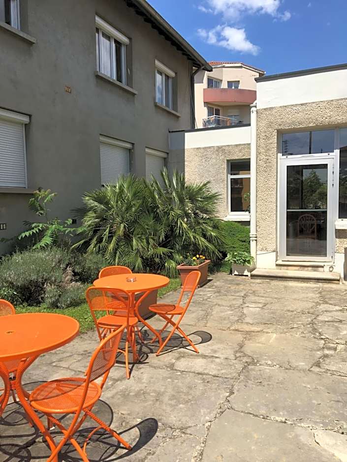 Hotel Val De Saone Lyon Caluire Rillieux