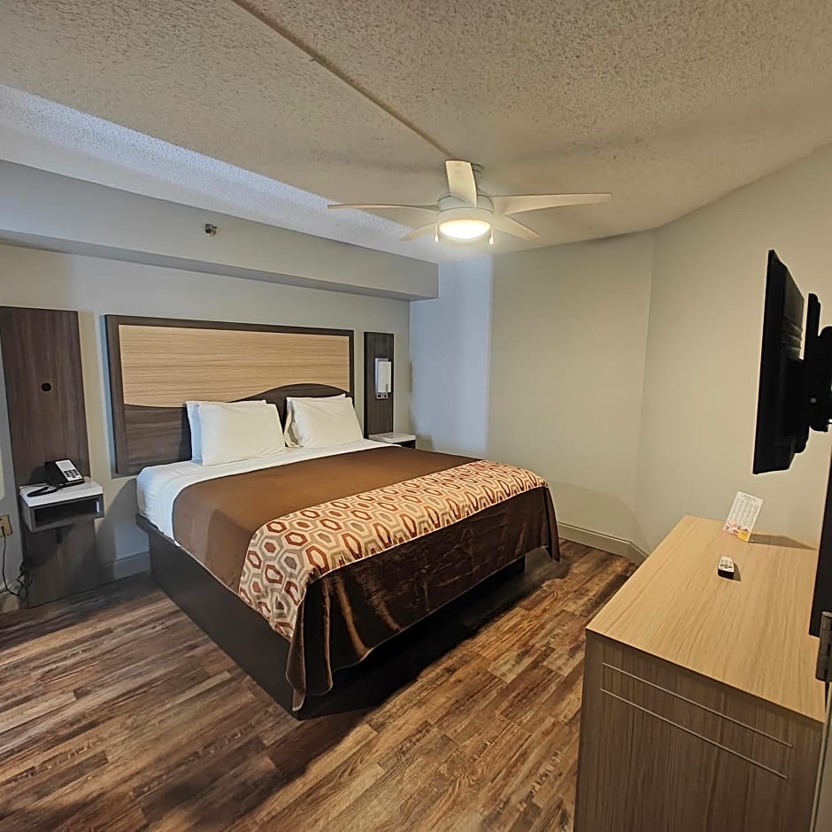 Mountain Vista Inn & Suites - Near the Island inPigeon Forge