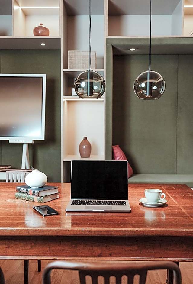 Österreichischer Hof-im Bademantel direkt in die Alpentherme