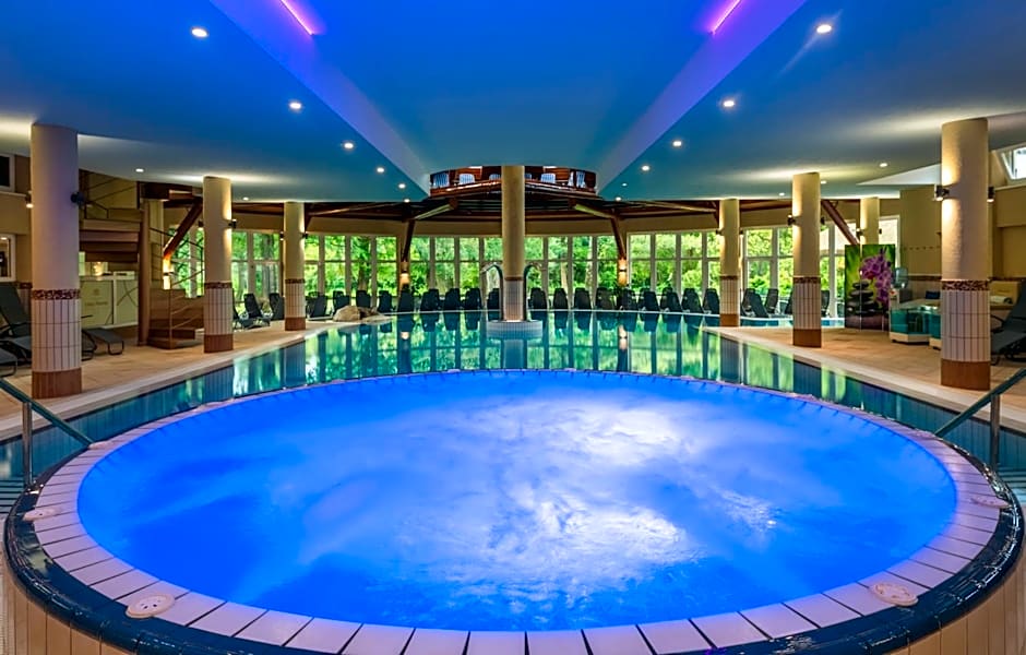 Lotus Therme Hotel & Spa