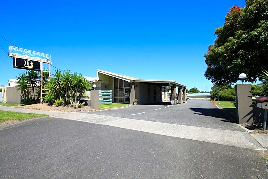 Pelicans Motel San Remo