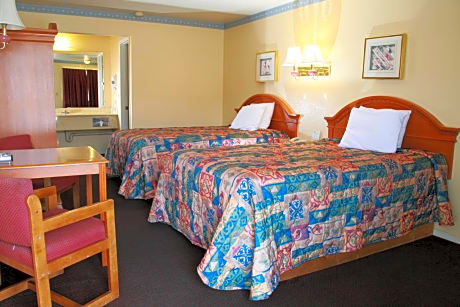 Double Room with Two Double Beds - Smoking