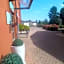 Vista Hotel & Residence