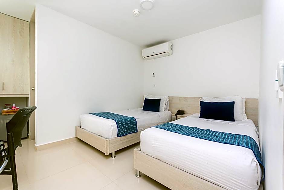 Hotel Laureles Plaza