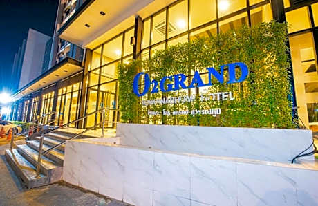 O2 Grand Suvarnabhumi Airport