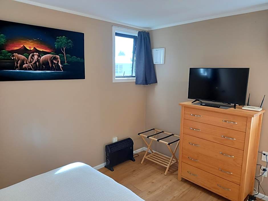 Hide Away in Waikanae