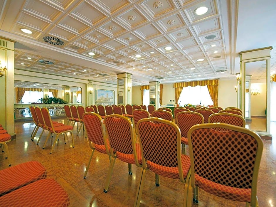 Mercure Parma Stendhal